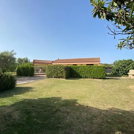 Villa La Rosa Domus De Maria
